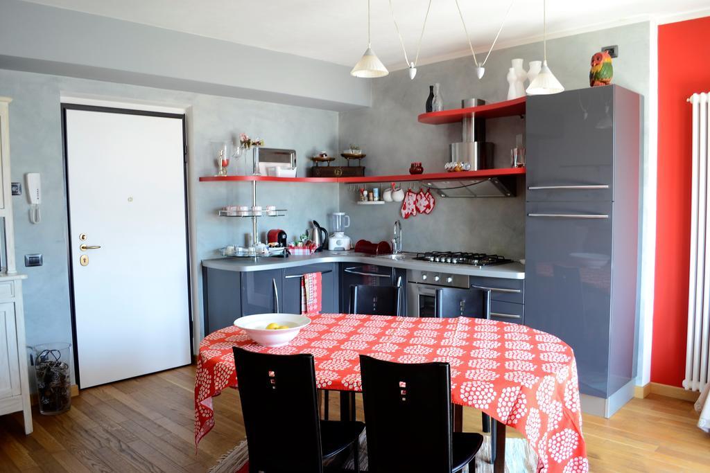 Tremezzina Appartamento Red & Grey Mezzegra Екстер'єр фото